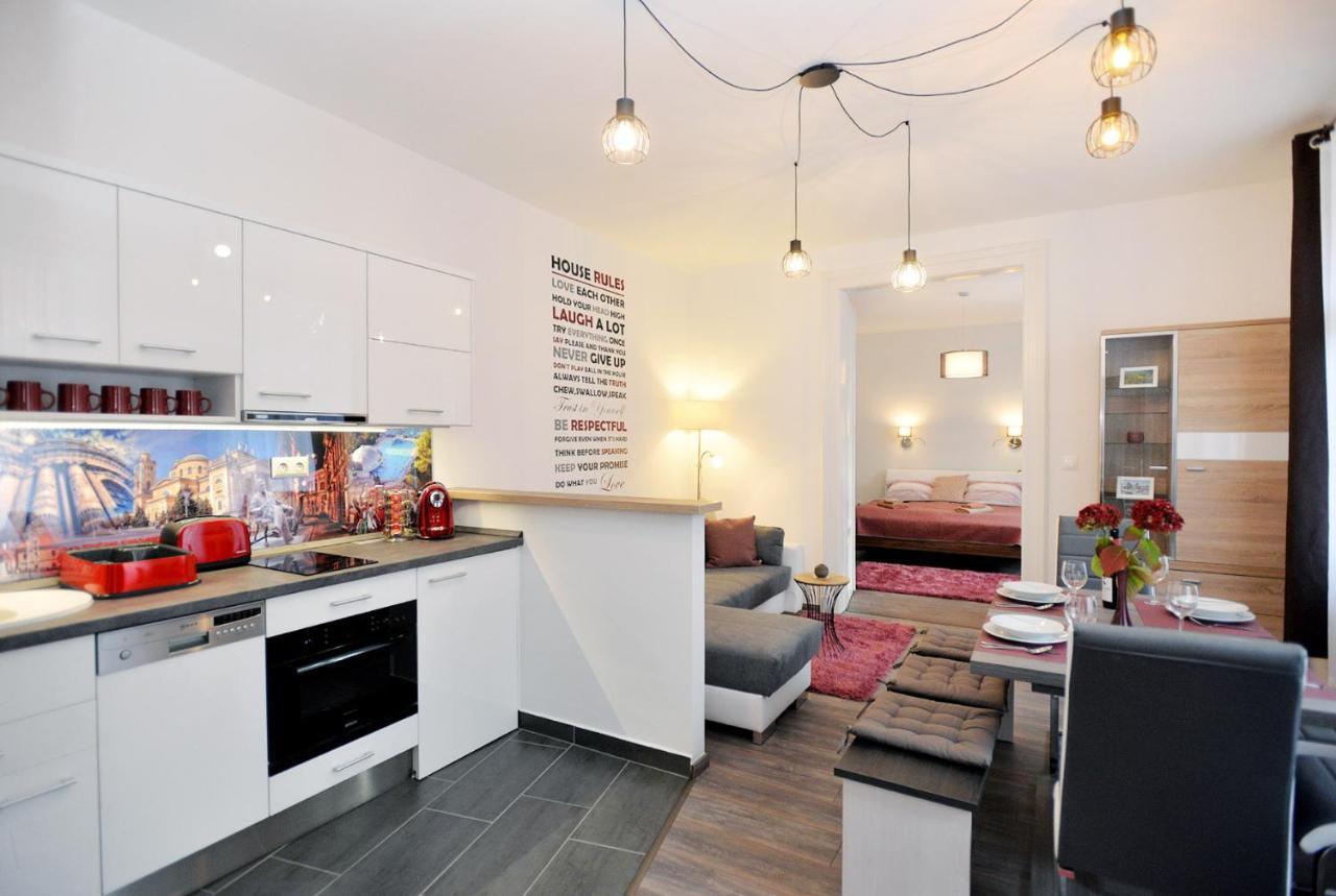 Nobilis Apartman Eger Buitenkant foto