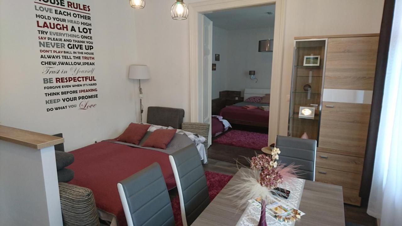 Nobilis Apartman Eger Buitenkant foto