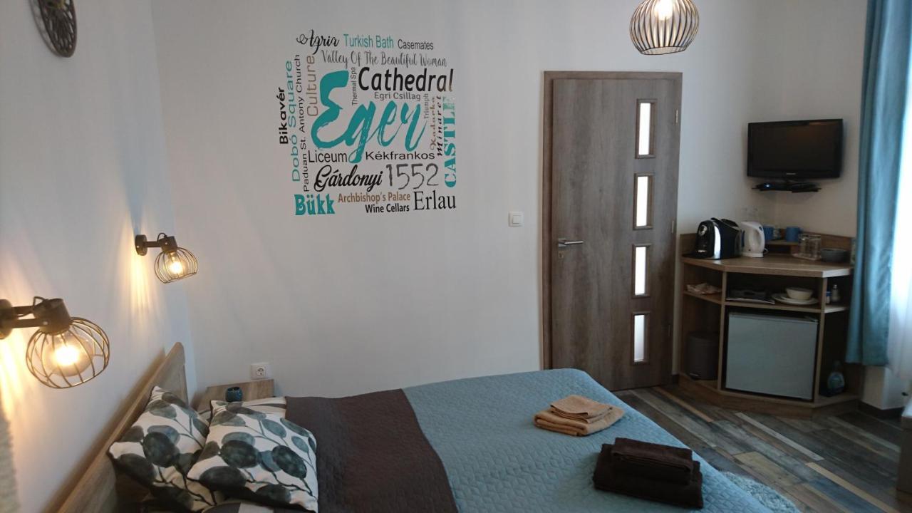 Nobilis Apartman Eger Buitenkant foto
