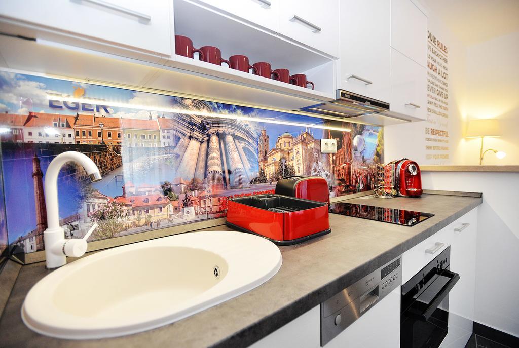 Nobilis Apartman Eger Buitenkant foto