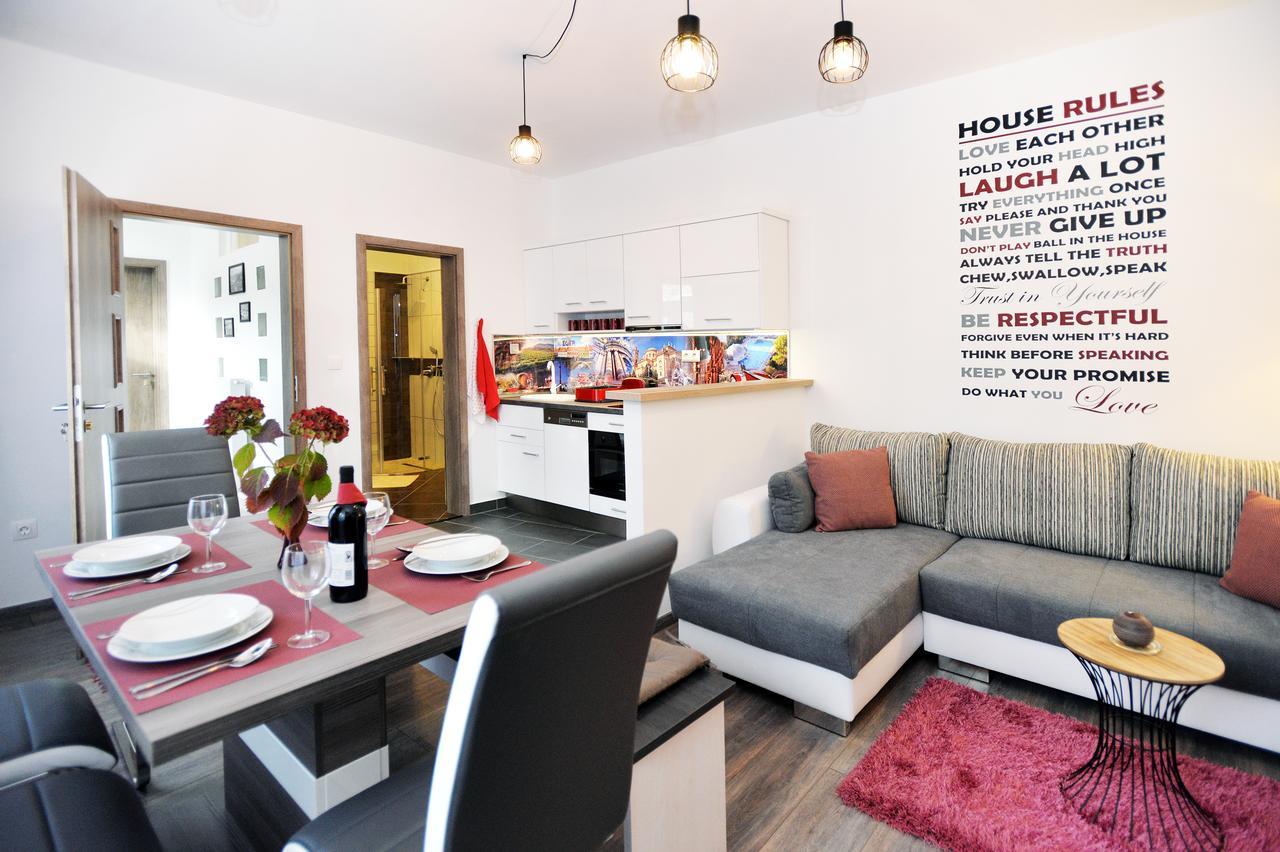 Nobilis Apartman Eger Buitenkant foto