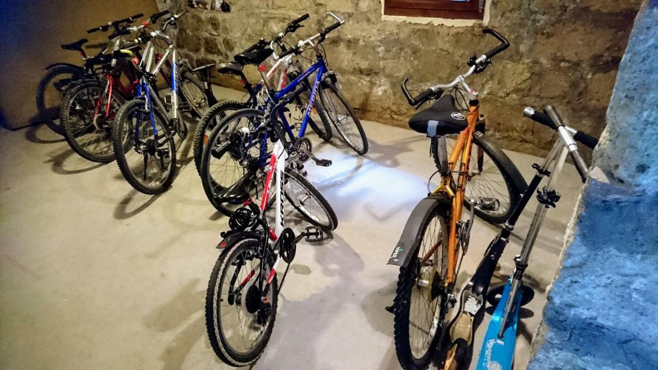 Nobilis Apartman Eger Buitenkant foto