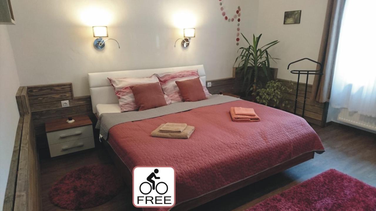 Nobilis Apartman Eger Buitenkant foto